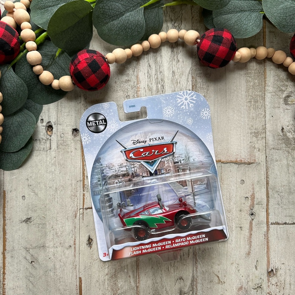Disney Pixar Cars Lightning McQueen Toy Car - Red and Green